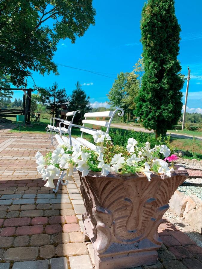 Готель Явір Агро Vyshnivtsi 外观 照片